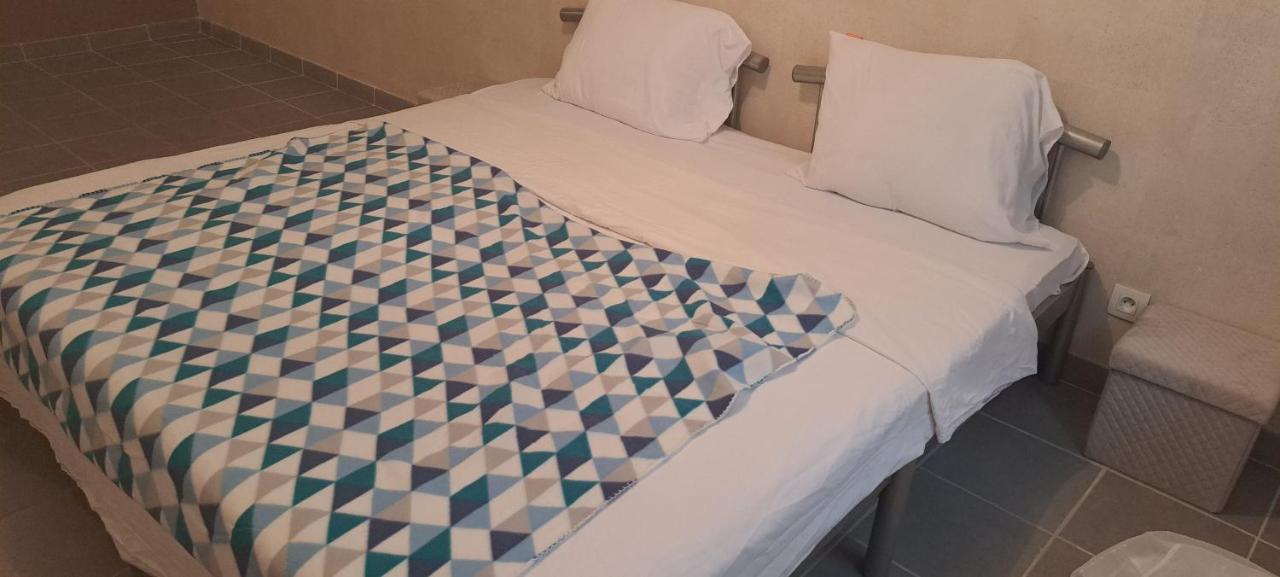Super Appartement 拉索特雷尼 外观 照片