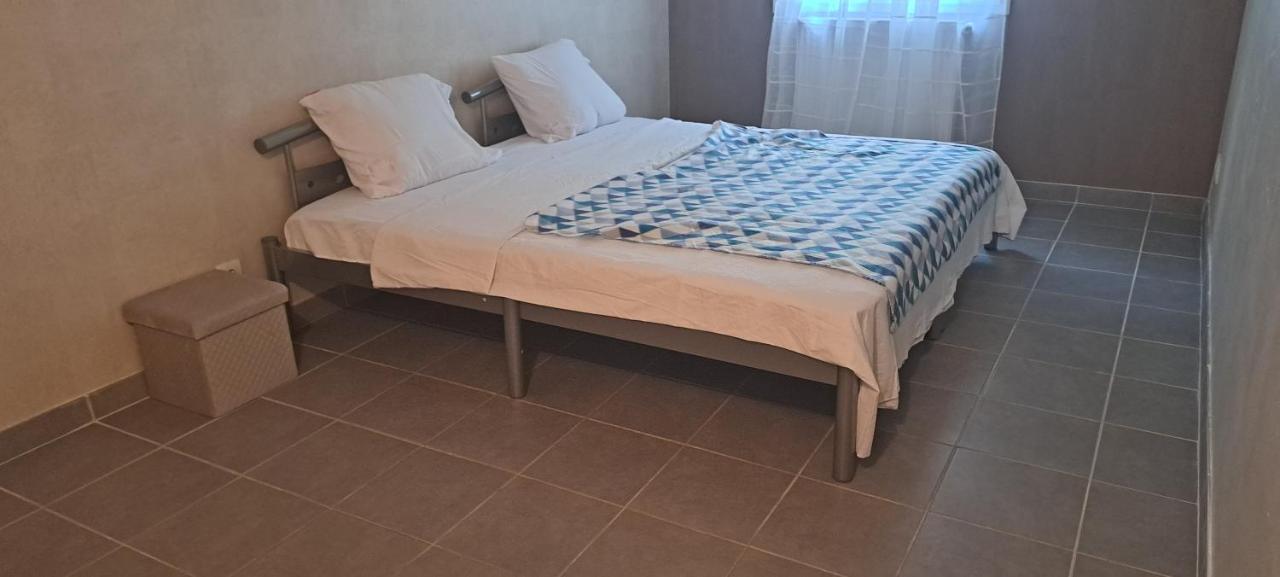 Super Appartement 拉索特雷尼 外观 照片